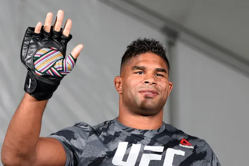 Экс-претендент на титул UFC Оверим: я больше не заинтересован в боях