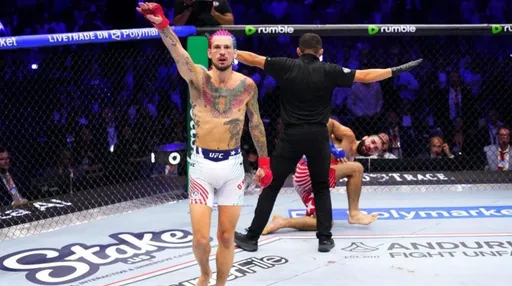 Шлеменко объяснил обилие нокаутов на турнире UFC в Белом доме