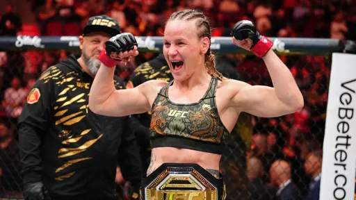 Шевченко повторила рекорд Нуньес, победив в 11 титульных поединках в UFC