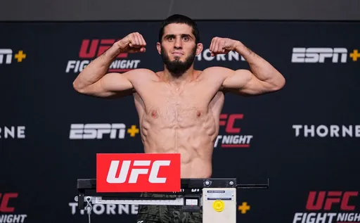 Махачев назвал Хабиба и Эдгара лучшими легковесами в истории MMA