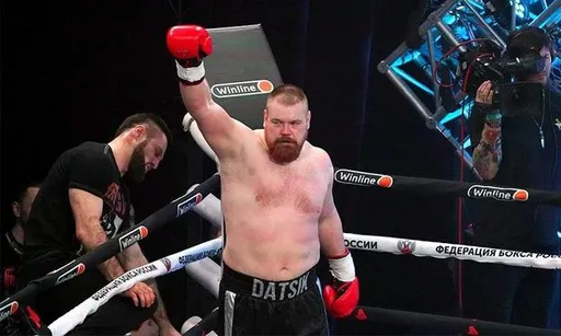 Дацик нокаутировал Бигфута на Hardcore Boxing