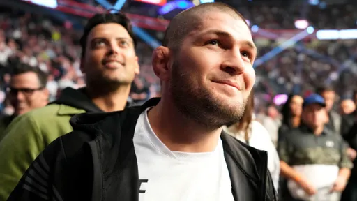 Хабиб и Кормье официально были включены в Зал славы UFC