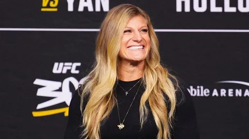 Комментатор UFC Аник: Харрисон станет лицом женских ММА, если победит Пенью