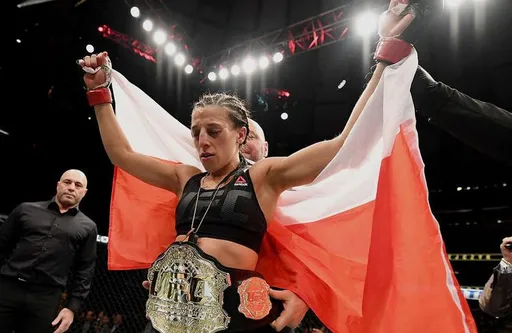 Бывшая чемпионка Йоанна Енджейчик включена в Зал славы UFC