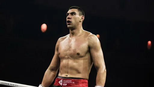 Тищенко нокаутировал Харта и завоевал вакантный титул WBA в бриджервейте