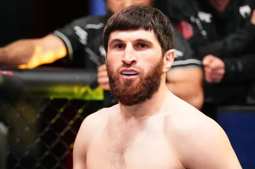 Багаутинов: Анкалаев надолго будет чемпионом UFC в полутяжелом весе