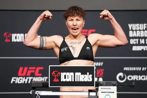 Алексеева и Сыгула провели стердаун перед турниром UFC в Баку