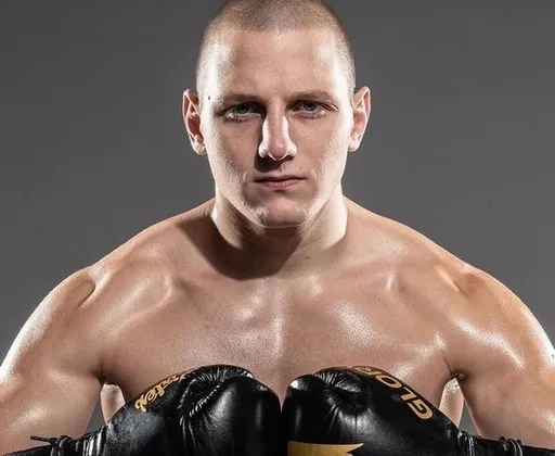 Меньшиков дебютирует в ONE поединком с чемпионом лиги Эйерсилом
