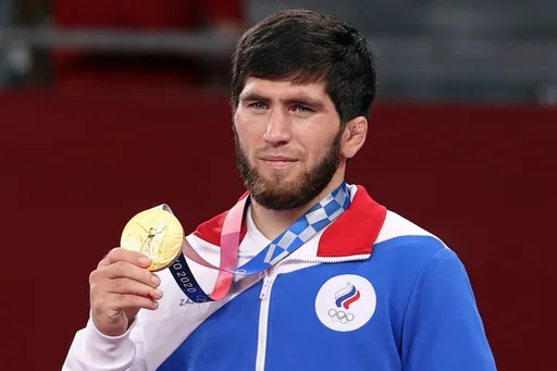 Угуев победил Магомедова и стал семикратным чемпионом России по вольной борьбе