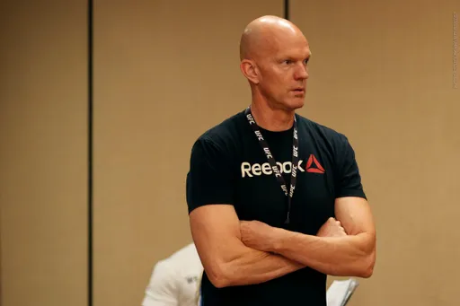 Вице-президент UFC: нет достоверных доказательств, что Махачев нарушил какие-либо правила