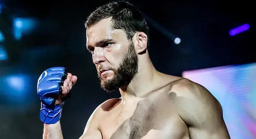 Шаблий рассказал, как нокаутировал Мусаева на Bellator 292