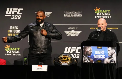«Сегодня же расторгните со мной контракт»: легенда UFC раскритиковала Уайта из-за турнира в Белом доме