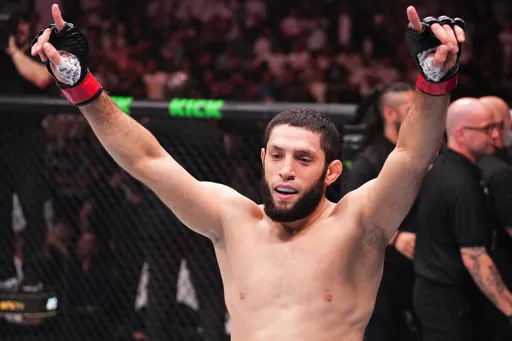 Шевченко считает, что Алискеров не сможет победить Уиттакера