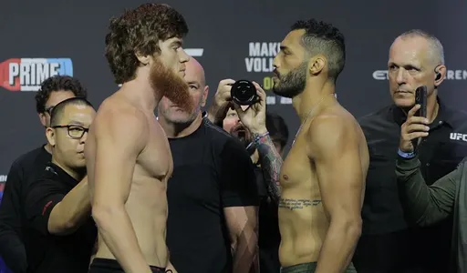 Шара Буллет с победы дебютировал в UFC, выиграв у Бруно Силвы на турнире в Абу-Даби