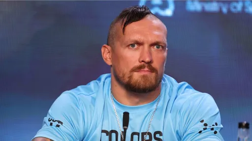WBA признала Александра Усика боксером месяца