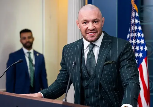 Макгрегор потребовал переговоров с владельцами UFC