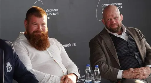 Андрей Семенов оценил шансы Монсона на победу в бою с Дациком