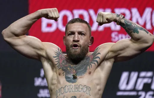 В UFC не позволили Макгрегору провести бой с Пратесом