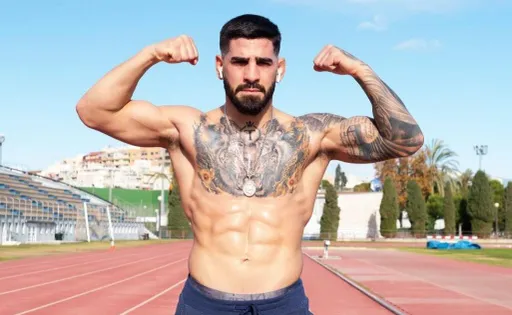 Топурия намекнул, что не собирается проводить реванш с Волкановски на UFC 305 в Австралии