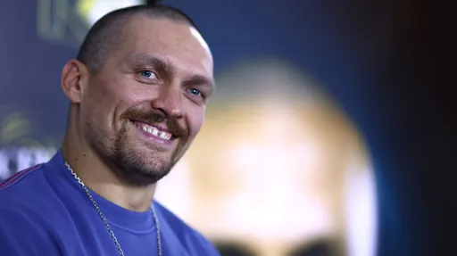 Тренер Усика прокомментировал слова украинца о завершении карьеры