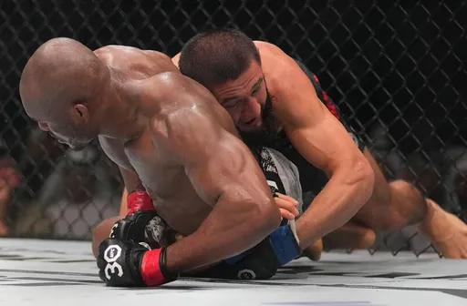 Чимаев назвал Усмана самым сложным соперником в UFC