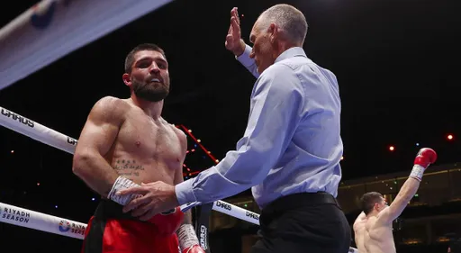 Гендиректор RCC Boxing Promotions: у Курбанова осталось незаконченное дело с Соро