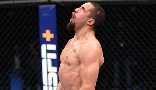 Сехудо оценил перспективы Уиттакера в полутяжелом весе UFC