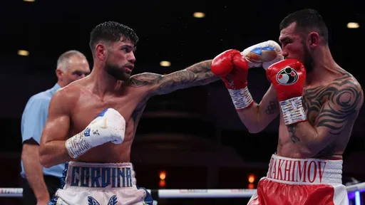 Рахимов проиграл Кордине решением судей и потерял чемпионский титул IBF