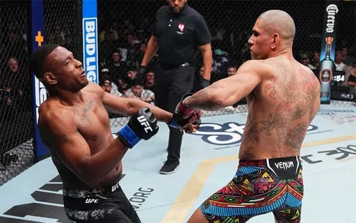 Зарплаты участников UFC 300: Перейра, Гейджи, Холлоуэй и Жанг заработали больше 2 миллионов долларов