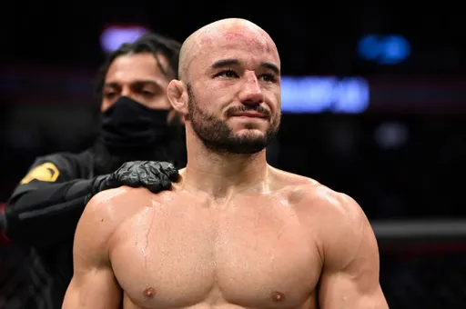 Бывший боец UFC Мораес вернулся из отставки и одержал первую победу за шесть лет