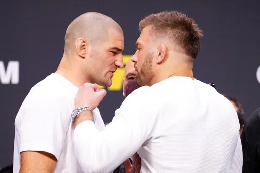 Где смотреть турнир UFC 297: Стрикленд – Дю Плесси
