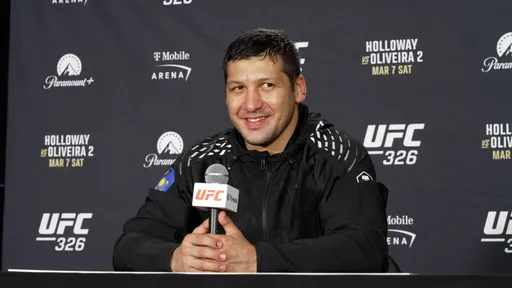 Прямая трансляция боя Дияр Нургожай – Бруно Лопес на UFC Vegas 120
