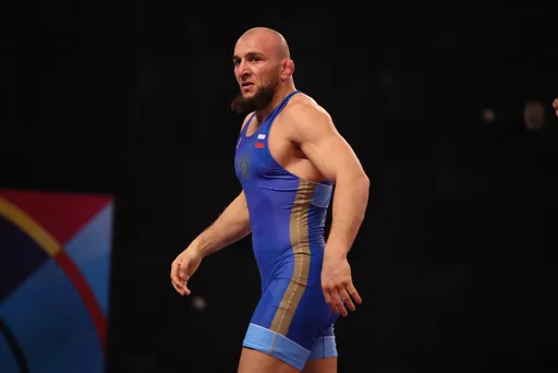 Российский борец Курбанов завоевал серебро на чемпионате Европы в Братиславе