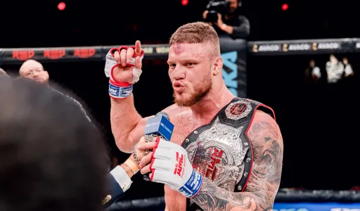 Бывший чемпион Fight Nights Пономарев стал врачом-косметологом
