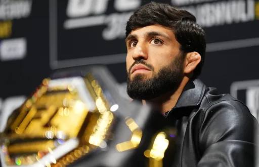 Царукян: боссы UFC боятся, что я заберу титул и уйду