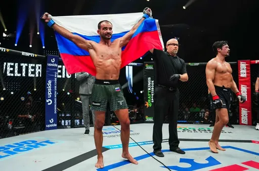 Корешков поблагодарил Шлеменко после победы на турнире PFL 6