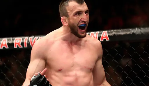 Салихов – о предстоящем бое в UFC против Фиальо: каждый из нас будет искать финиш