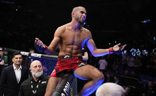 Британский дагестанец из UFC сжигает мосты с Россией. Всему виной религиозный скандал из-за мечети в Москве