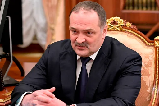 Глава Дагестана Меликов поздравил Анкалаева с победой над Перейрой и пригласил Уайта в Россию