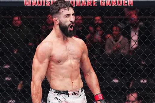 Азербайджанец Садыхов нокаутировал бразильца Мотту на турнире UFC on ABC 8 в Баку