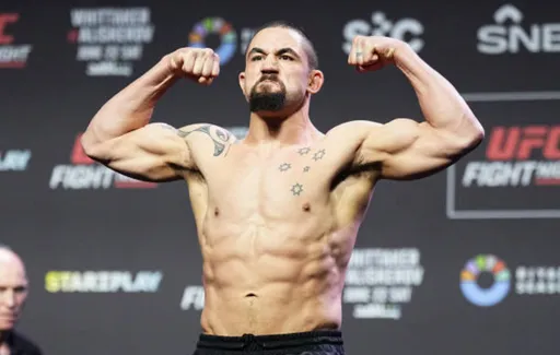 Уиттакер нокаутировал Алискерова в главном бою UFC on ABC 6