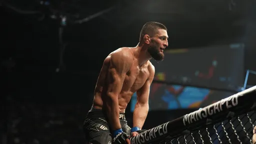 Чемпион AMC Fight Nights Бикрев считает, бой Чимаева и Рахмонова не состоится
