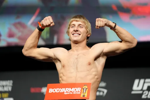 Пимблетт и Сен-Дени показали одинаковый вес перед боем на турнире UFC 329