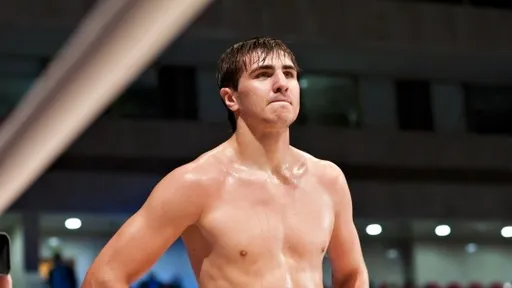 Вахитов назвал причину поражения в дебютном бою в MMA на Open FC 31