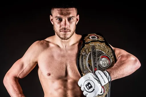 Немков стал первым бойцом Bellator, защитившим титул чемпиона в полутяжелом весе в третий раз