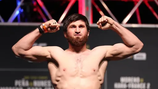 Хабибуллин: Анкалаеву придется стать более разговорчивым в UFC