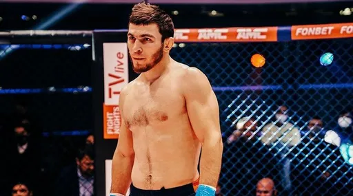 Пираев переходит в полусредний вес и проведет бой с Буториным летом на AMC Fight Nights
