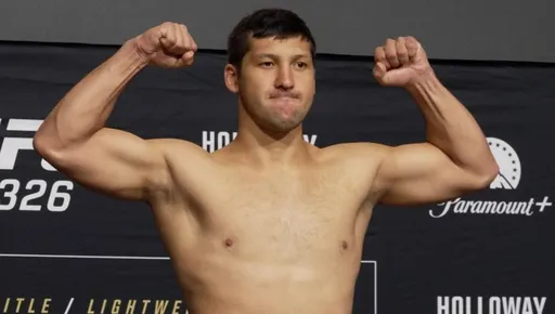 Казахстанец Нургожай проведет бой 9 августа на турнире UFC Fight Night 284