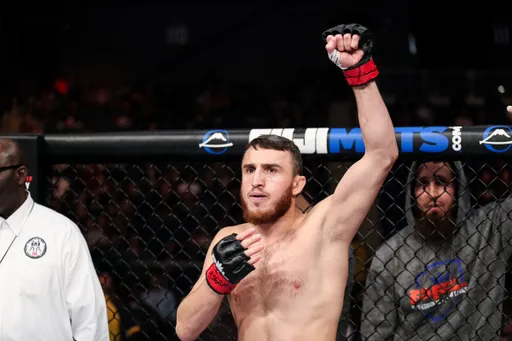 Чемпион PFL Магомедкеримов: если бы я в UFC дрался, спокойно дошел бы до пояса