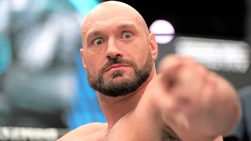 Фьюри отреагировал на назначение Усику обязательной защиты титула WBO против Паркера